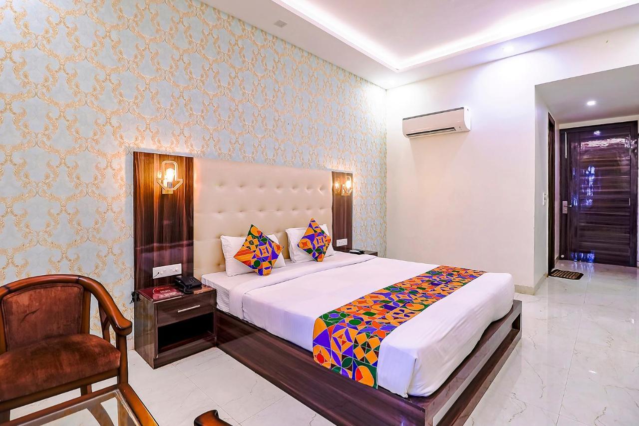Fabhotel Swess Grand Agra  Dış mekan fotoğraf