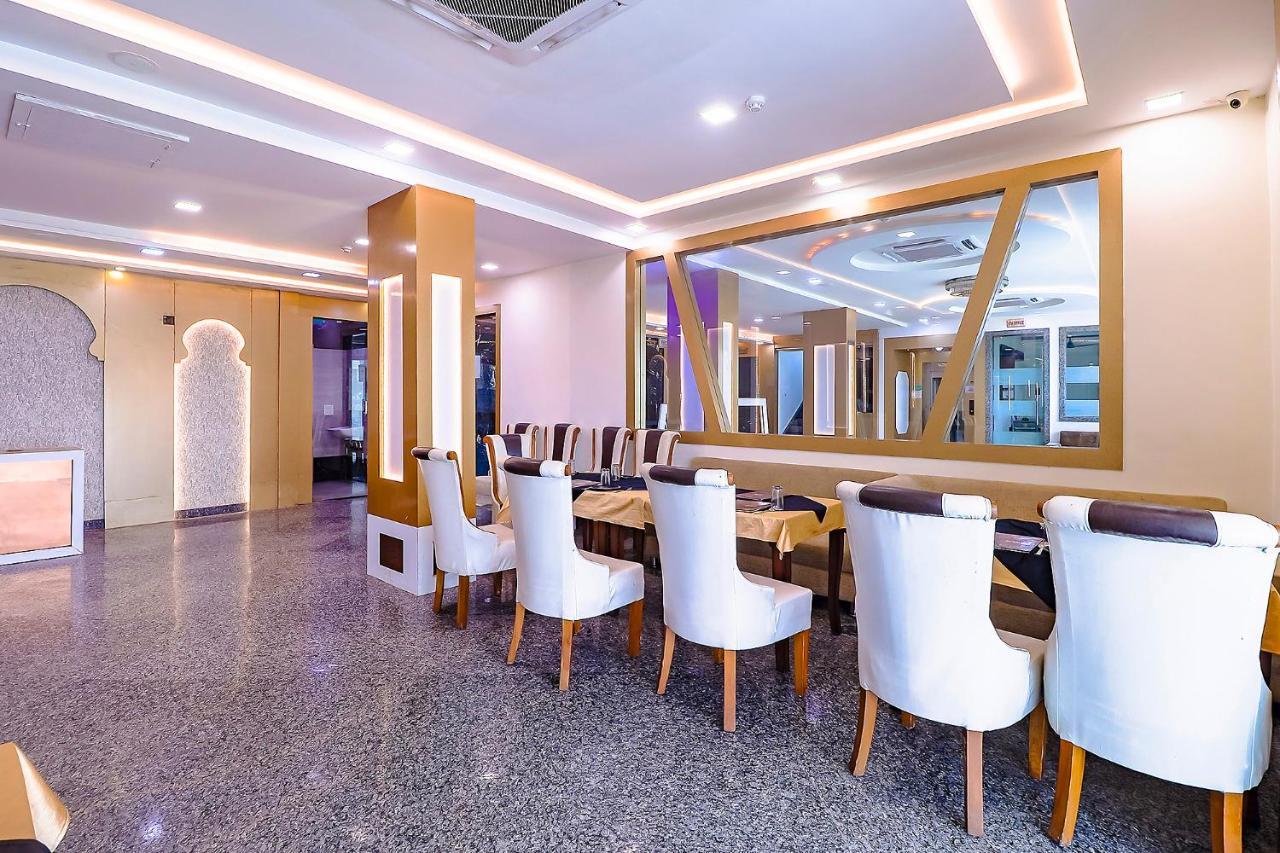 Fabhotel Swess Grand Agra  Dış mekan fotoğraf