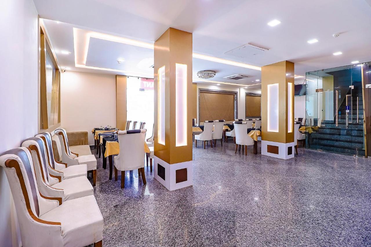 Fabhotel Swess Grand Agra  Dış mekan fotoğraf