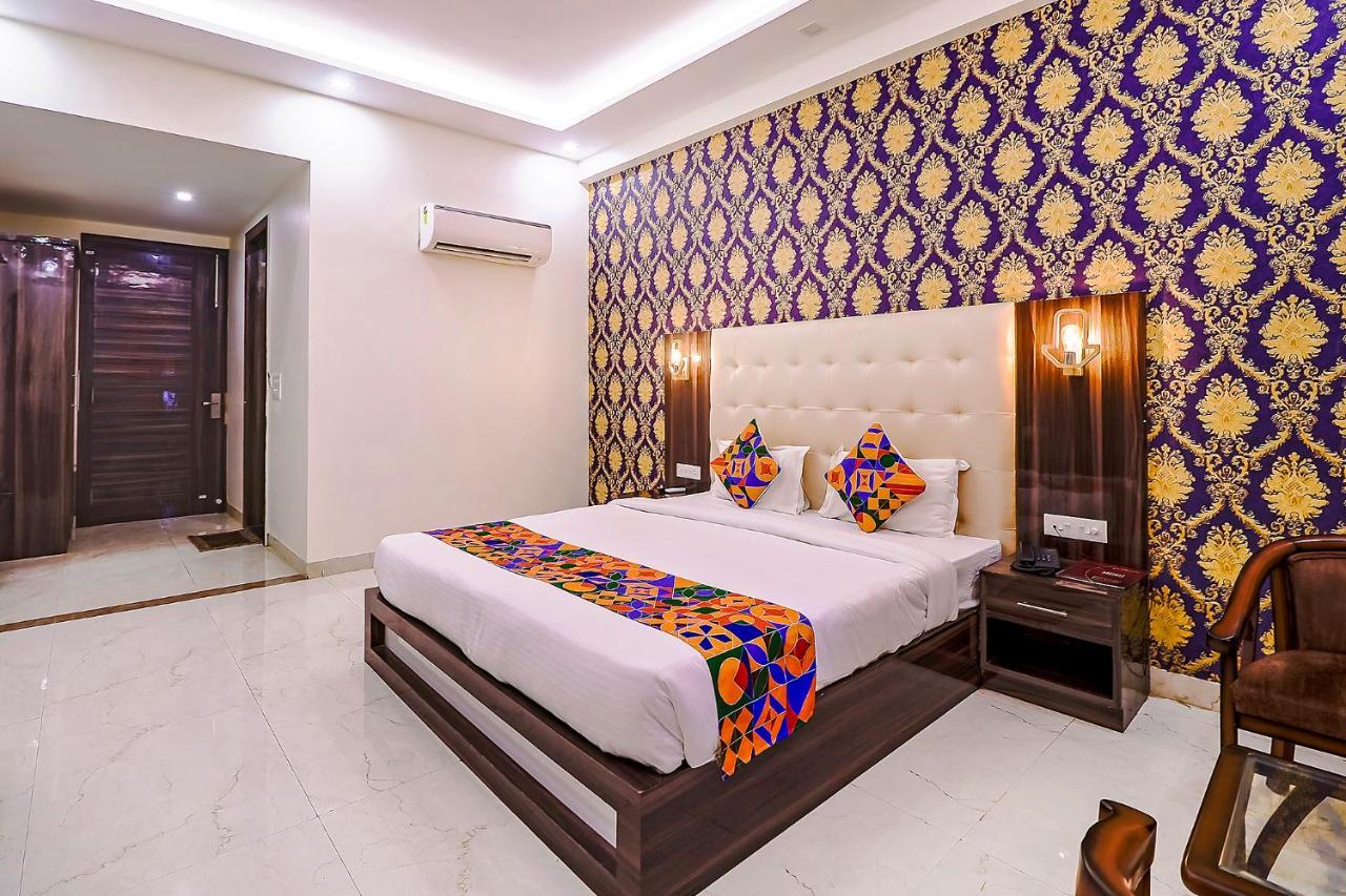 Fabhotel Swess Grand Agra  Dış mekan fotoğraf